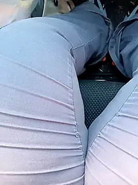 Snapshot of missthickness35_Pika chatting on October 3, 2025, 2:36 pm missthickness35 Pika online show from October 3, 2025, 2:36 pm