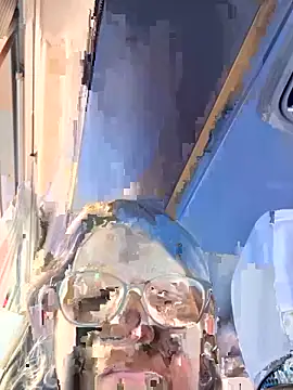 amooraaamoon online show from November 30, 2025, 1:37 pm