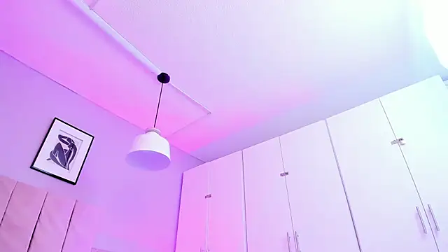 April bowie online show from January 22, 2025, 11:34 am