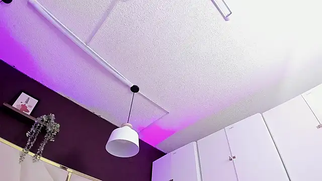 Snapshot of April_bowie chatting on February 23, 2026, 12:02 pm April bowie online show from February 23, 2026, 12:02 pm