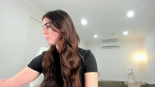 aus queen online show from October 18, 2025, 12:13 am