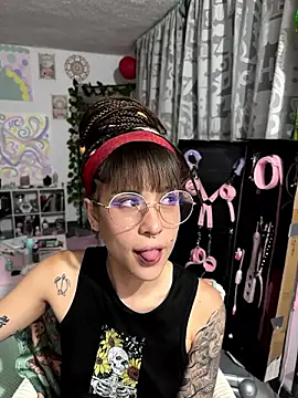 Snapshot of Hellen_dumont chatting on July 18, 2026, 2:16 am Hellen dumont online show from July 18, 2026, 2:16 am