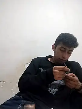 Snapshot of Flaquito_pitudo chatting on December 25, 2024, 10:17 am Flaquito pitudo online show from December 25, 2024, 10:17 am