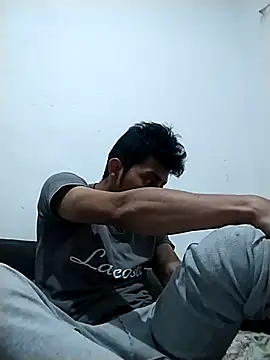 Snapshot of Flaquito_pitudo chatting on January 2, 2025, 5:24 am Flaquito pitudo online show from January 2, 2025, 5:24 am