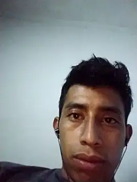 Snapshot of Flaquito_pitudo chatting on March 5, 2025, 7:49 am Flaquito pitudo online show from March 5, 2025, 7:49 am