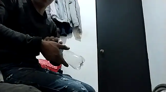 Snapshot of Flaquito_pitudo chatting on March 11, 2025, 3:16 am Flaquito pitudo online show from March 11, 2025, 3:16 am