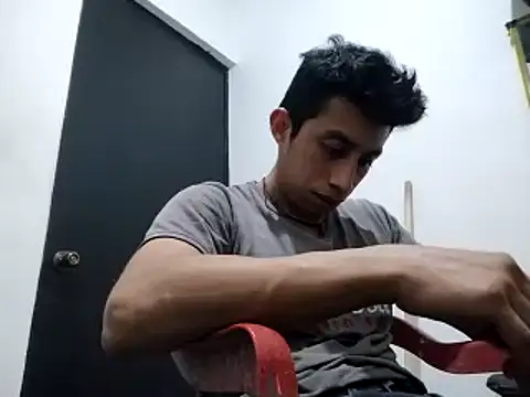 Snapshot of Flaquito_pitudo chatting on March 12, 2025, 2:20 am Flaquito pitudo online show from March 12, 2025, 2:20 am