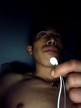 Snapshot of Flaquito_pitudo chatting on March 16, 2025, 10:11 am Flaquito pitudo online show from March 16, 2025, 10:11 am