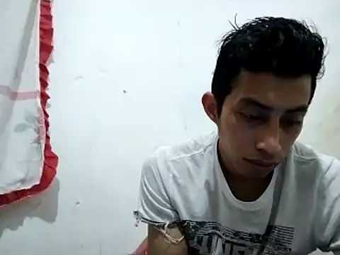 Snapshot of Flaquito_pitudo chatting on March 18, 2025, 3:20 am Flaquito pitudo online show from March 18, 2025, 3:20 am