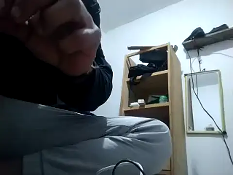 Snapshot of Flaquito_pitudo chatting on March 21, 2025, 11:33 am Flaquito pitudo online show from March 21, 2025, 11:33 am