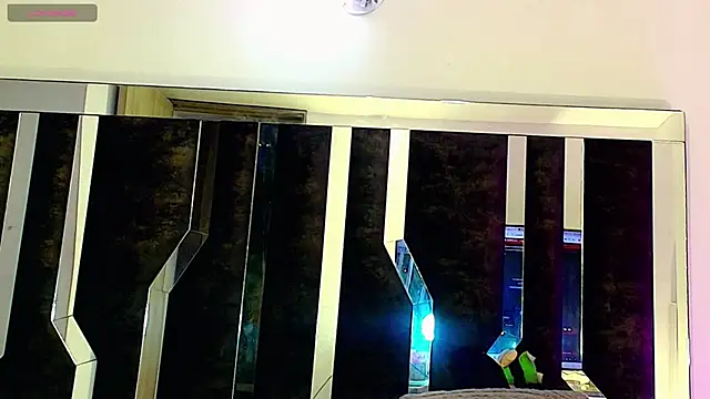 honey skin online show from March 29, 2026, 6:57 am