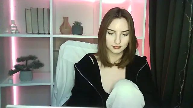 Snapshot of X_Alisa chatting on February 20, 2025, 7:30 pm X Alisa online show from February 20, 2025, 7:30 pm