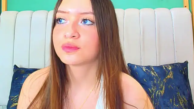 Snapshot of katlyn_martins chatting on February 28, 2025, 1:37 am katlyn martins online show from February 28, 2025, 1:37 am