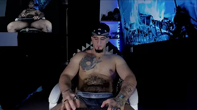 kingbear777 online show from December 8, 2024, 7:22 pm