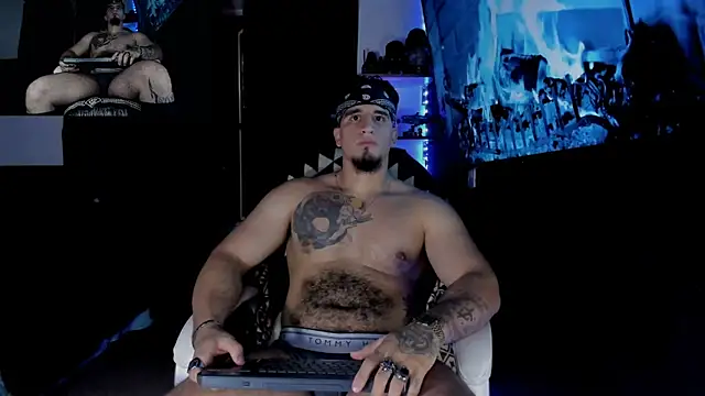 kingbear777 online show from December 21, 2024, 1:36 am