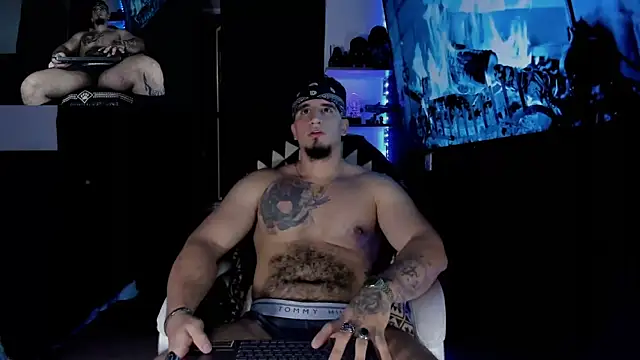 kingbear777 online show from January 21, 2025, 10:08 pm