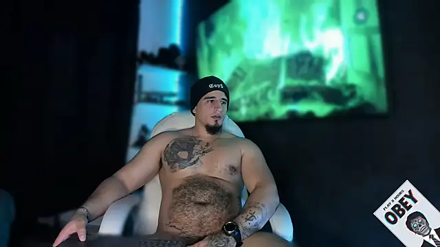 kingbear777 online show from February 18, 2025, 12:04 am