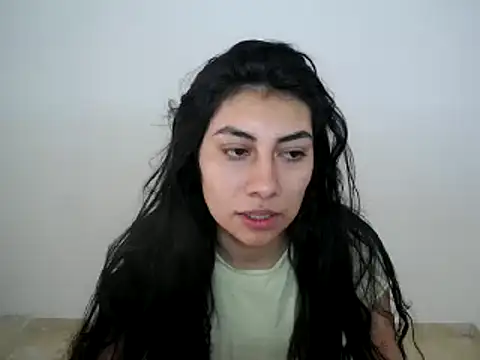  katerin love1 online show from March 13, 2025, 2:44 pm