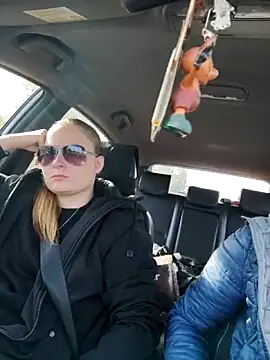 ElenaMaeer online show from October 6, 2025, 11:51 am