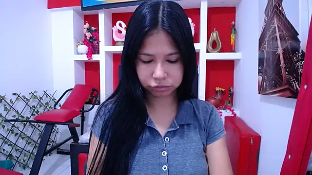 Letty Plugxo online show from October 22, 2025, 12:27 pm