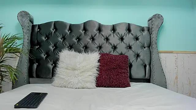 alice greco online show from December 16, 2024, 7:54 pm