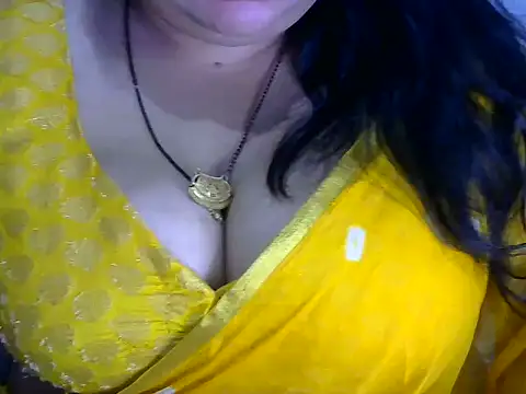 Snapshot of dramebaz_queen chatting on July 16, 2026, 7:31 pm dramebaz queen online show from July 16, 2026, 7:31 pm