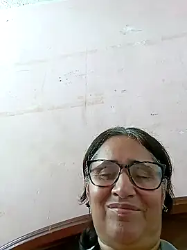 Snapshot of _candi chatting on January 24, 2025, 9:47 pm candi online show from January 24, 2025, 9:47 pm