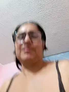 Snapshot of _candi chatting on February 11, 2025, 11:54 pm candi online show from February 11, 2025, 11:54 pm