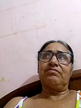 Snapshot of _candi chatting on February 14, 2025, 12:19 am candi online show from February 14, 2025, 12:19 am