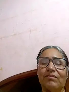 Snapshot of _candi chatting on March 21, 2025, 8:06 am candi online show from March 21, 2025, 8:06 am