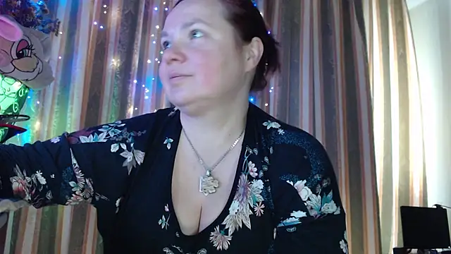 amorelara online show from May 14, 2026, 6:20 am