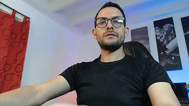 Jerry hot1 online show from December 13, 2024, 2:05 pm