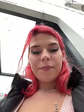 RiriRoseey online show from January 4, 2025, 9:21 am