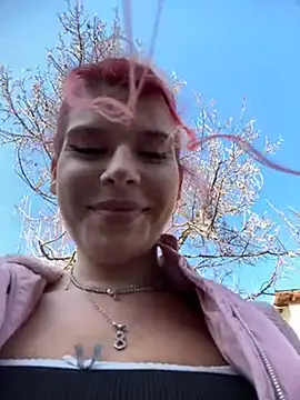 RiriRoseey online show from January 8, 2025, 12:26 pm