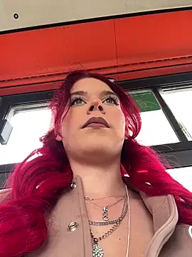 RiriRoseey online show from April 14, 2026, 7:58 am