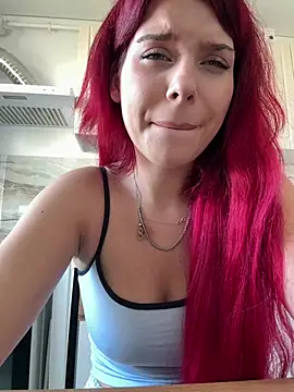 RiriRoseey online show from July 18, 2026, 7:23 am