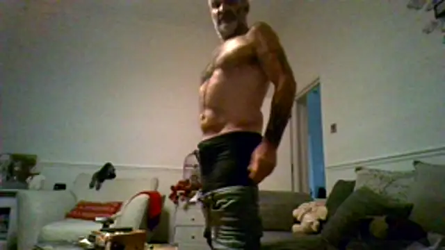 Shyboy817 online show from December 3, 2025, 6:39 pm