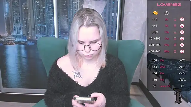 Snapshot of miray_kuriyama123 chatting on December 7, 2024, 6:04 pm miray kuriyama123 online show from December 7, 2024, 6:04 pm