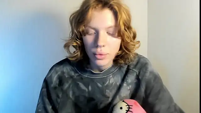 Snapshot of StellaDavis chatting on October 16, 2025, 9:10 am StellaDavis online show from October 16, 2025, 9:10 am