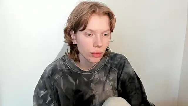 StellaDavis online show from February 23, 2026, 9:17 am