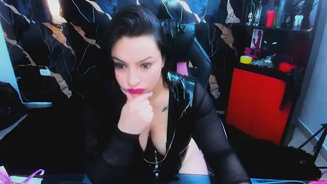 True Bdsm online show from November 11, 2025, 5:24 pm