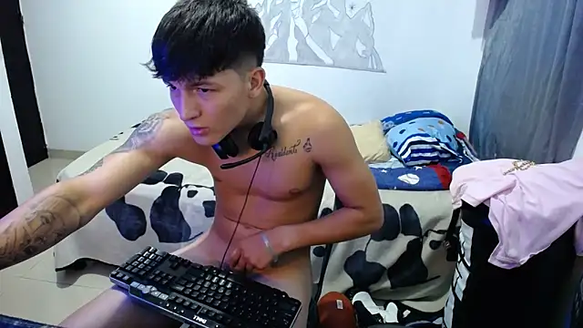 Snapshot of Pharaon_71 chatting on February 14, 2026, 4:53 am Pharaon 71 online show from February 14, 2026, 4:53 am