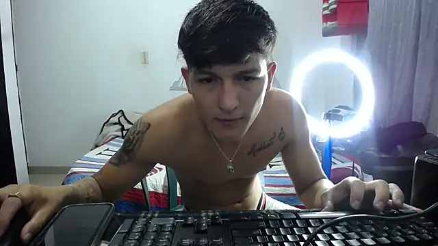 Snapshot of Pharaon_71 chatting on February 20, 2026, 4:20 am Pharaon 71 online show from February 20, 2026, 4:20 am