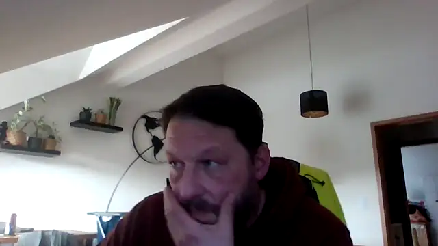 BennyLommy online show from March 26, 2026, 2:11 pm