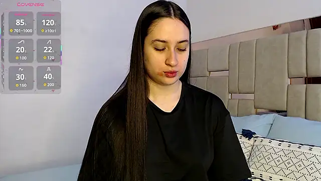 sofiaduque 26 online show from March 13, 2026, 8:04 pm