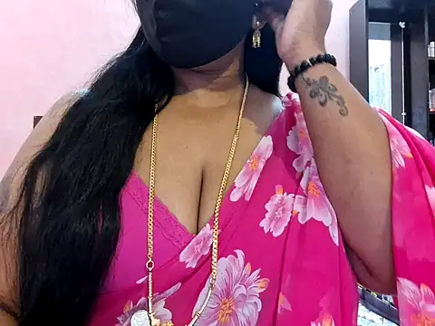 Pallavi-sri online show from November 11, 2025, 5:24 pm