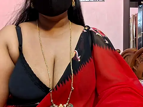 Pallavi-sri online show from January 12, 2026, 6:24 pm