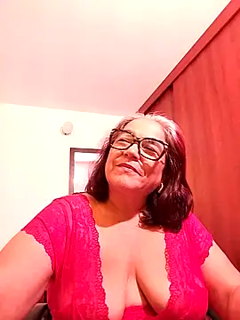 Snapshot of MARIANMILLS__ chatting on November 24, 2025, 1:55 pm MARIANMILLS online show from November 24, 2025, 1:55 pm