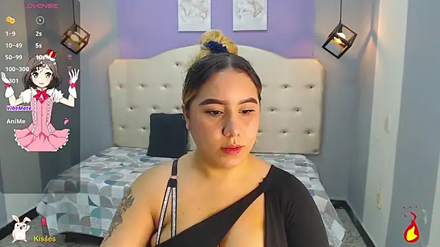 Snapshot of Kathiasaints chatting on October 15, 2025, 10:43 pm Kathiasaints online show from October 15, 2025, 10:43 pm