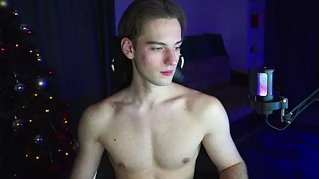 Litmate online show from January 13, 2026, 1:33 am